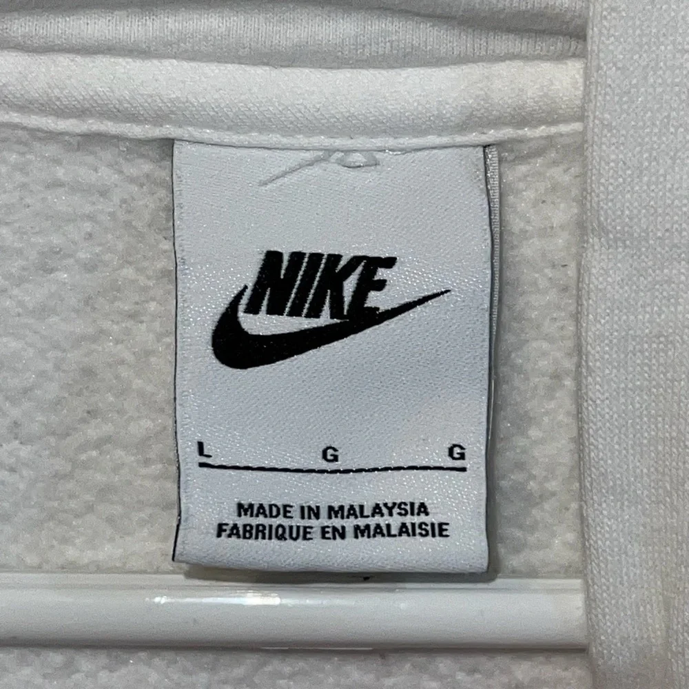 Nike White Pullover Hoodie Nike Swoosh | L